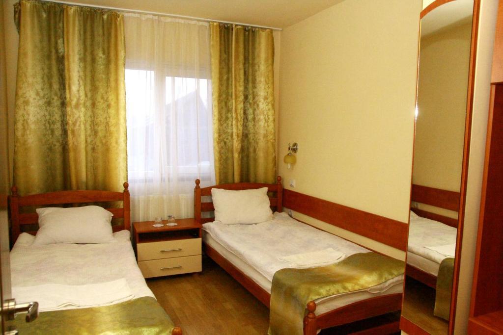 Hotel Casa Agnes Vendeghaz Fantanele  Zimmer foto